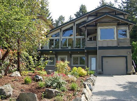 Brentwood Lighthouse B&B Brentwood Bay Exterior photo